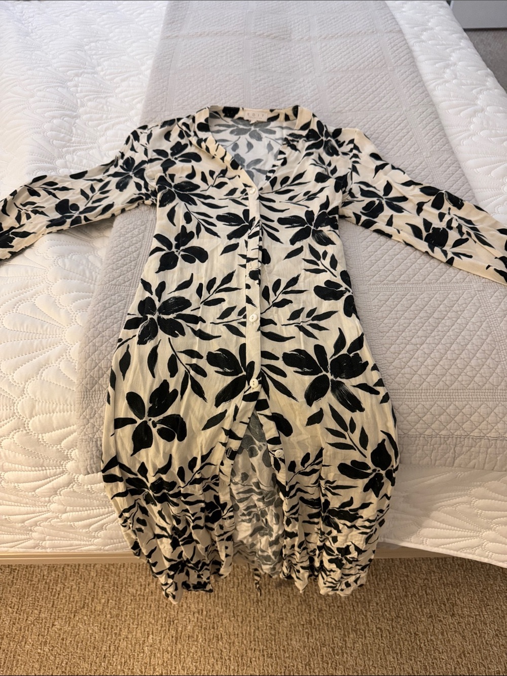 Long Sleeve Floral Button-Front Maxi Dress in Black and White